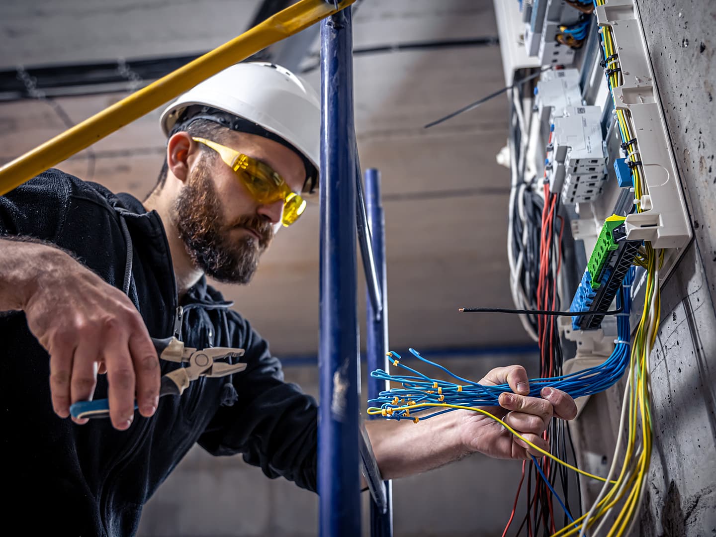 Why Home Service Electricians Don't Need Expensive Estimation Software